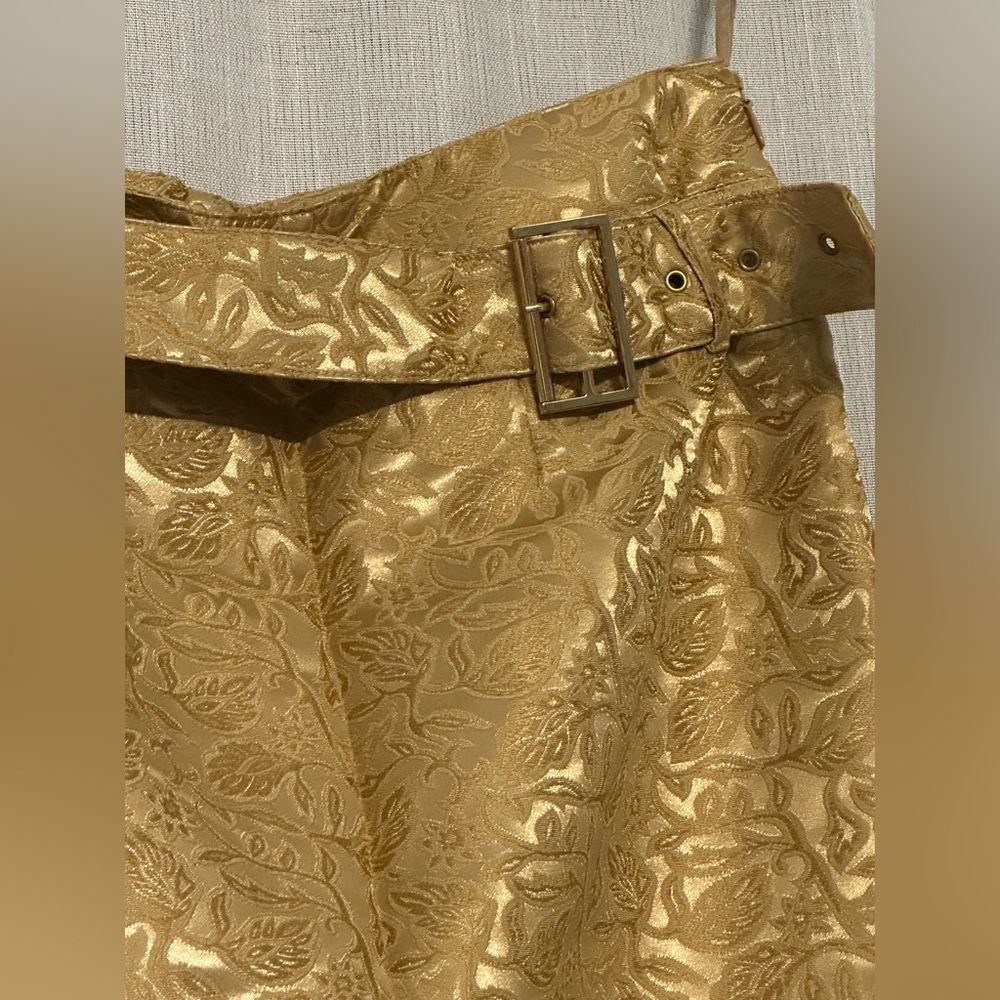 Anne Klein - Gold Tailored Trench and Skirt Suit set - Picture 13 of 16